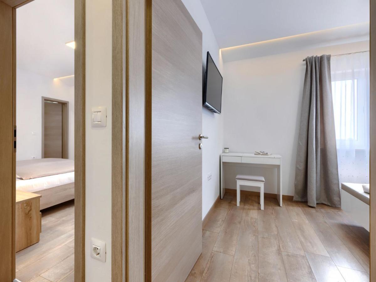 Holiday Home Villa Dora By Interhome Pula Exterior foto