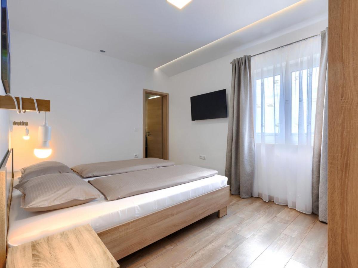 Holiday Home Villa Dora By Interhome Pula Exterior foto